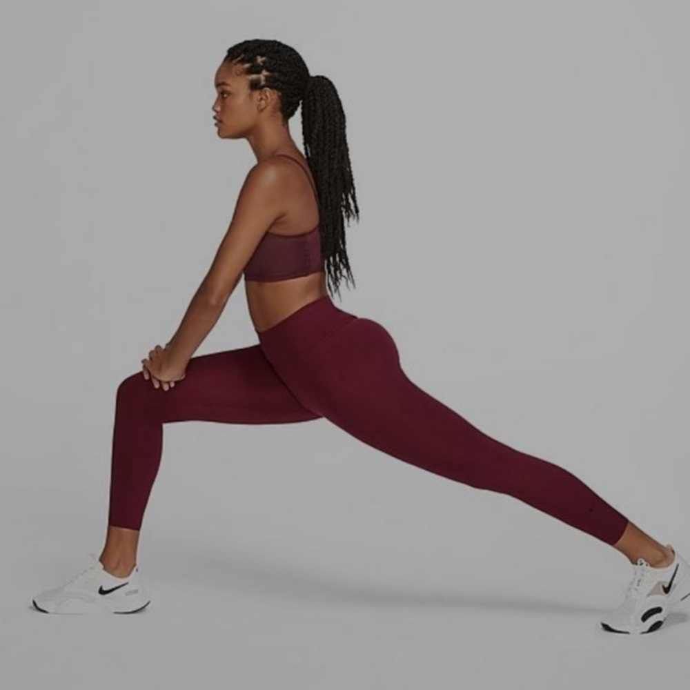 Nike dry fit burgendy/wine leggings size S